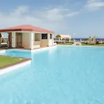 Palm Garden With Sea Views To The Pools And Daire *
