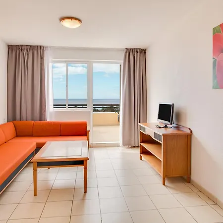 Palm Garden With Sea Views To The Pools And