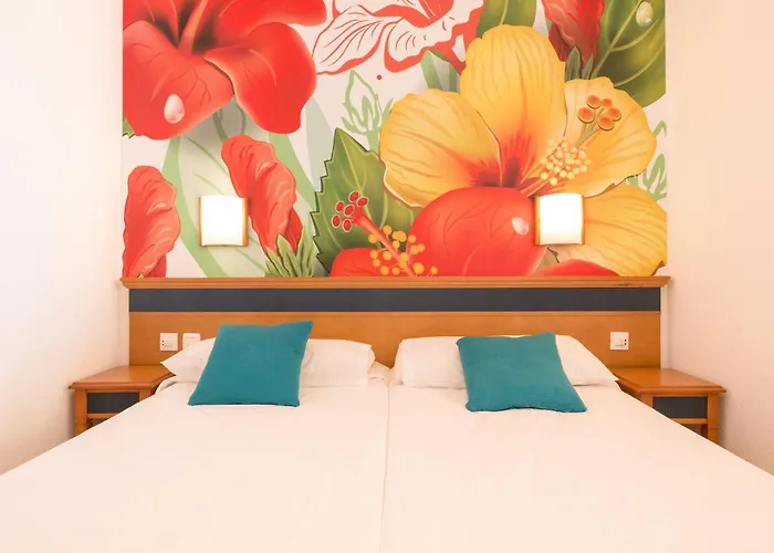 Apartman Palm Garden With Sea Views To The Pools And